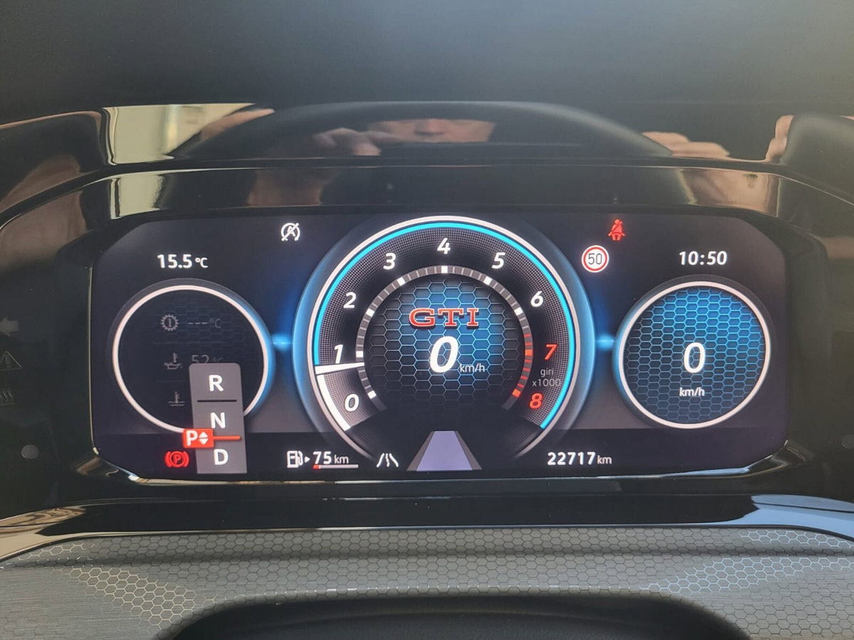 Volkswagen Golf 2.0 TSI GTI DSG (20)