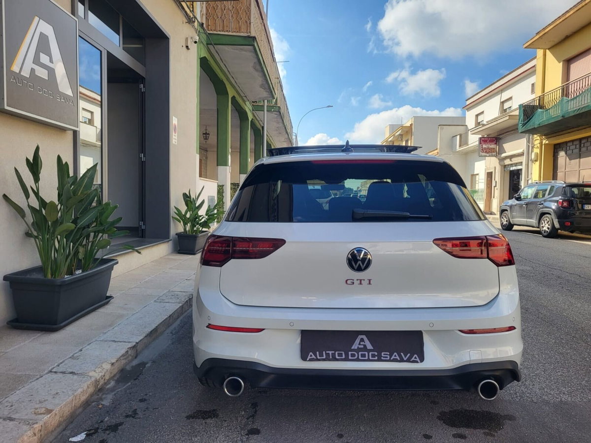 Volkswagen Golf 2.0 TSI GTI DSG (7)