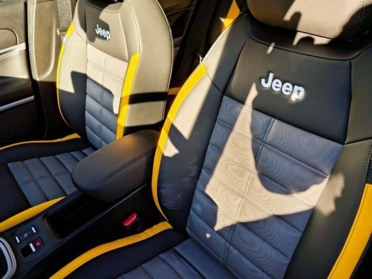 Jeep Avenger 1.2 turbo e-hybrid mhev The North Face 4xe 145cv edct6 (15)