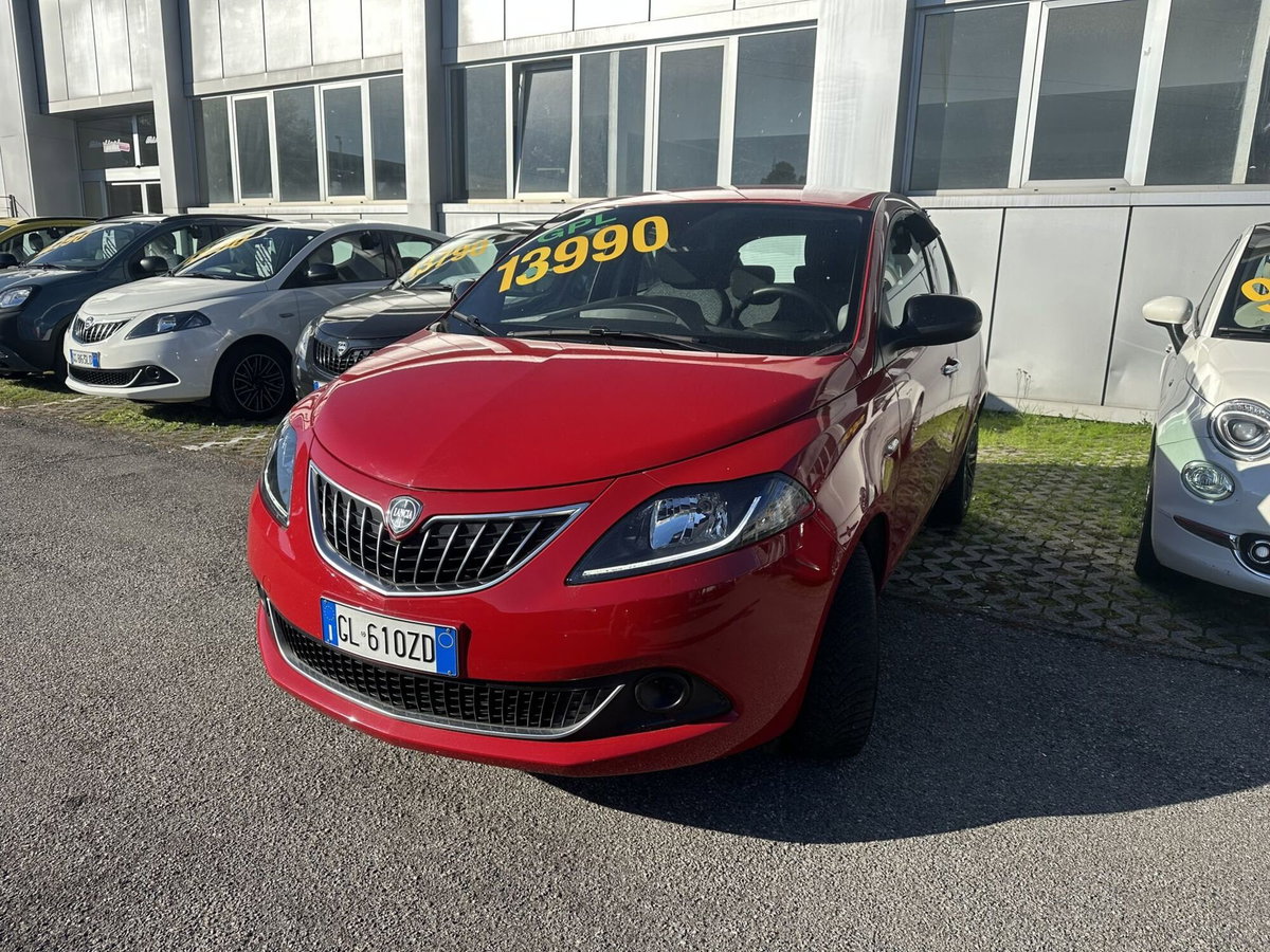 Lancia Ypsilon 1.2 69 CV 5 porte GPL Silver Plus (2)