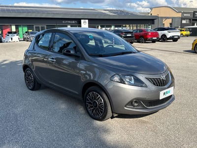 Lancia Ypsilon 1.0 FireFly 5 porte S&S Hybrid Gold Plus usata