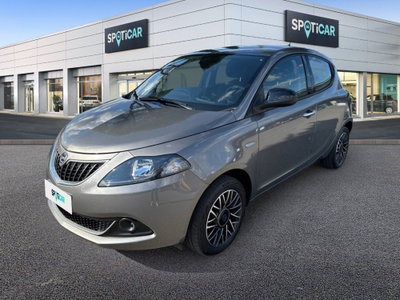 Lancia Ypsilon 1.0 FireFly 5 porte S&S Hybrid Gold Plus (2)