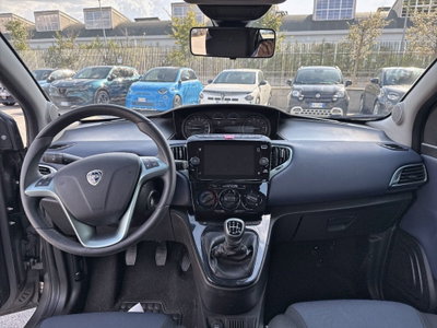 Lancia Ypsilon 1.0 FireFly 5 porte S&S Hybrid Gold Plus (7)