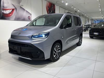 Toyota Proace City Verso City Verso 1.2 110 CV S&S Short D Executive nuova