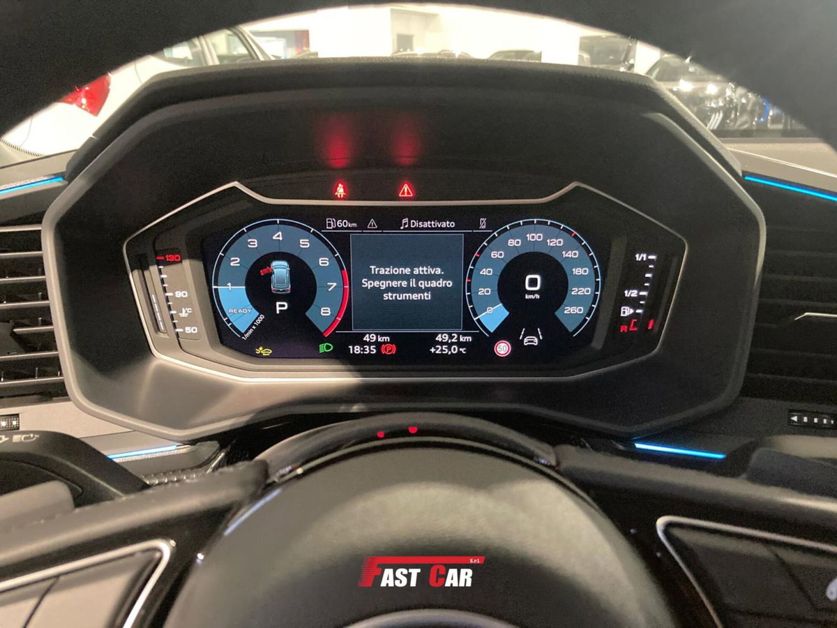 Audi A1 allstreet 30 1.0 tfsi Identity Contrast 116cv (12)