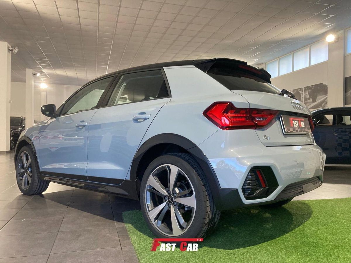 Audi A1 allstreet 30 1.0 tfsi Identity Contrast 116cv (5)