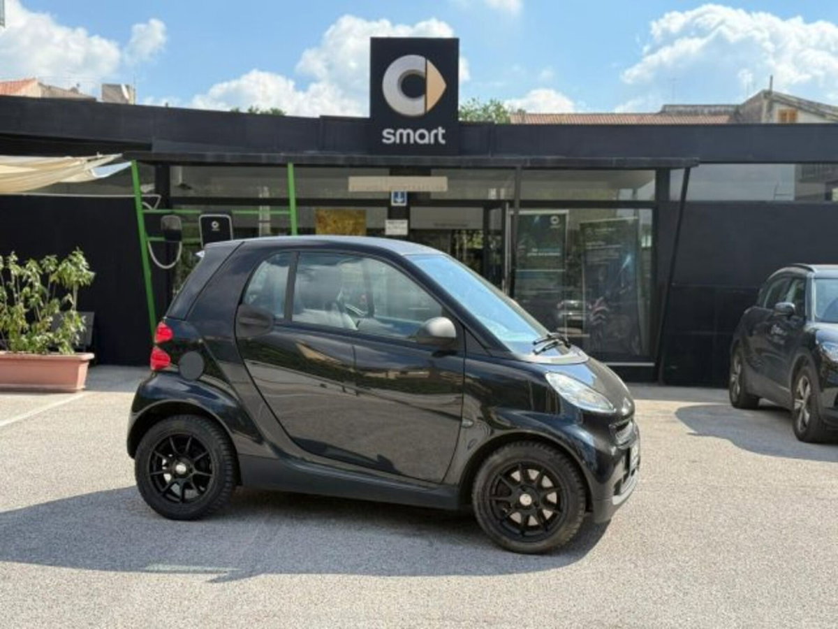 smart Fortwo 1000 45 kW MHD coupé pure