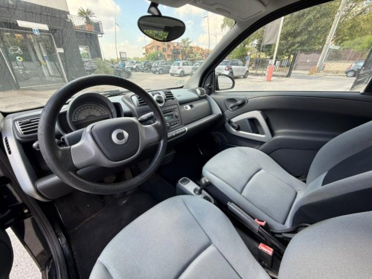 smart Fortwo 1000 45 kW MHD coupé pure (18)