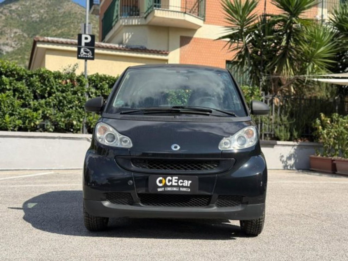 smart Fortwo 1000 45 kW MHD coupé pure (4)