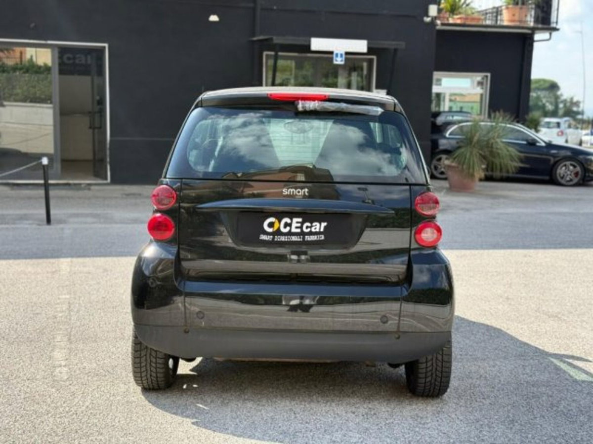 smart Fortwo 1000 45 kW MHD coupé pure (6)