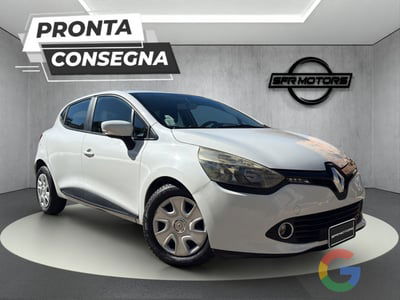Renault Clio 1.2 75CV 5 porte Wave usata