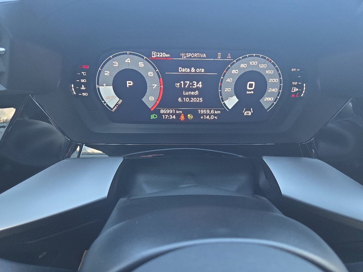 Audi A3 Sportback 30 TFSI S tronic Business (12)