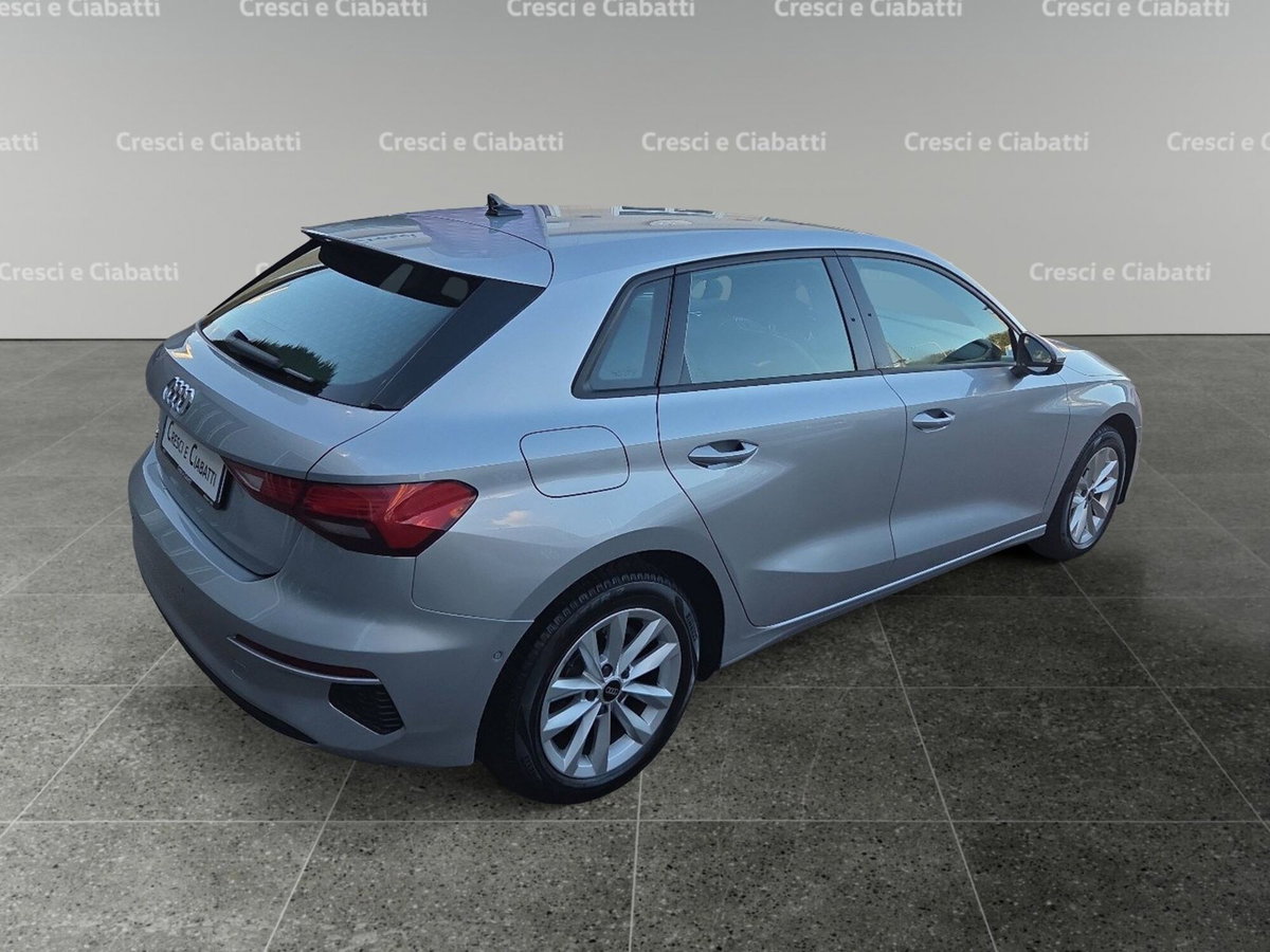 Audi A3 Sportback 30 TFSI S tronic Business (3)