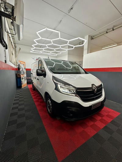 Renault Trafic Furgone T29 2.0 dCi 120CV PC-TN Furgone Ice Plus usato