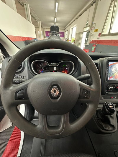 Renault Trafic Furgone T29 2.0 dCi 120CV PC-TN Furgone Ice Plus (15)