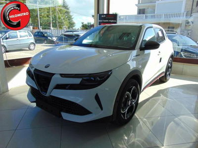 Alfa Romeo Junior 1.2 ibrida Speciale 145cv edct6 nuova