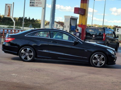 Mercedes-Benz Classe E Coupé 250 CDI Coupé BlueEFFICIENCY Avantgarde (6)