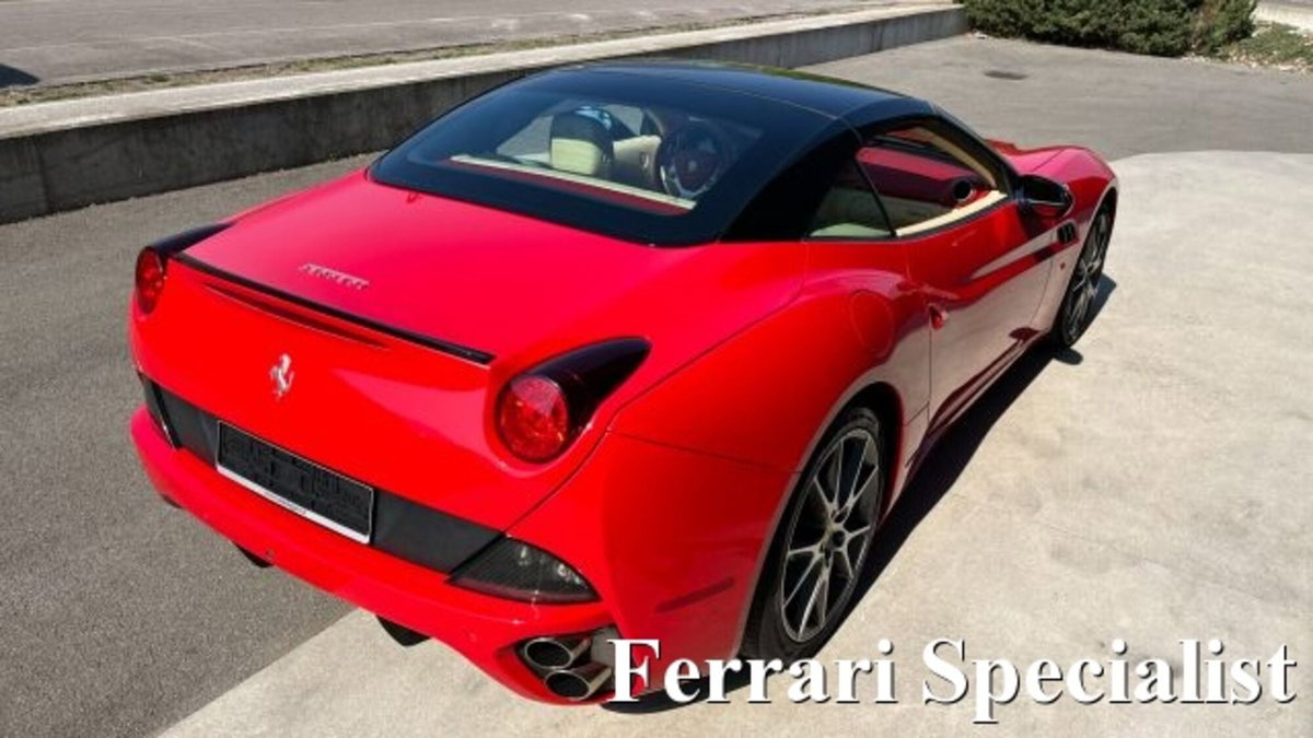 Ferrari California Spider California DCT (12)