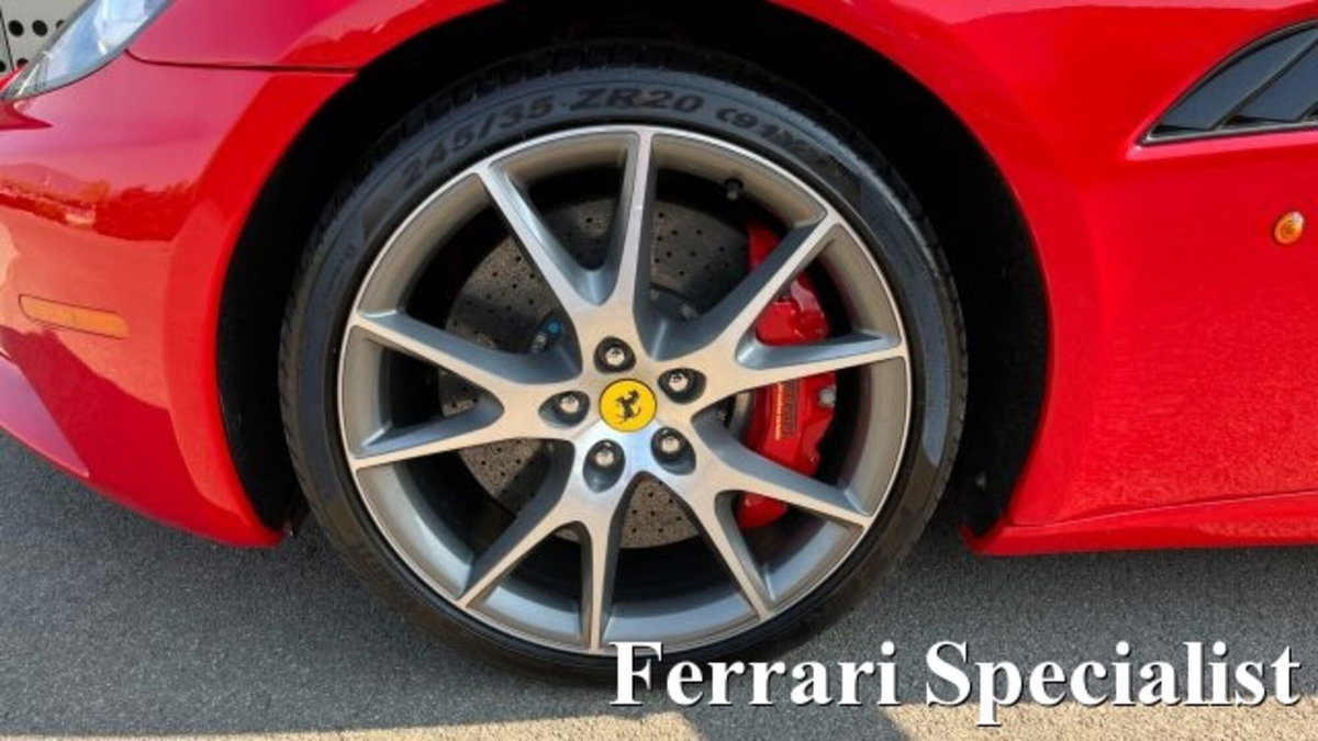 Ferrari California Spider California DCT (17)