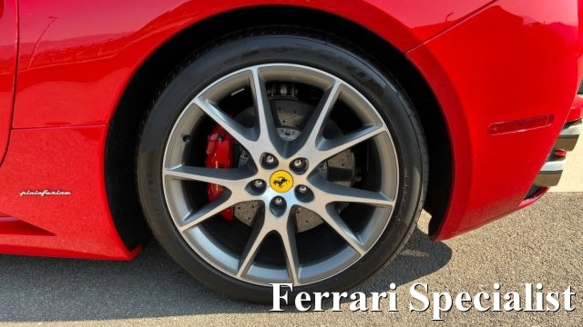 Ferrari California Spider California DCT (18)