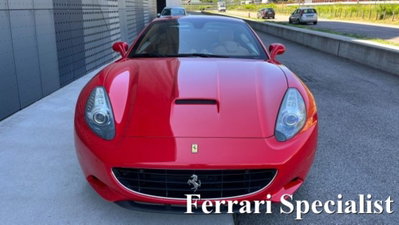 Ferrari California Spider California DCT (10)
