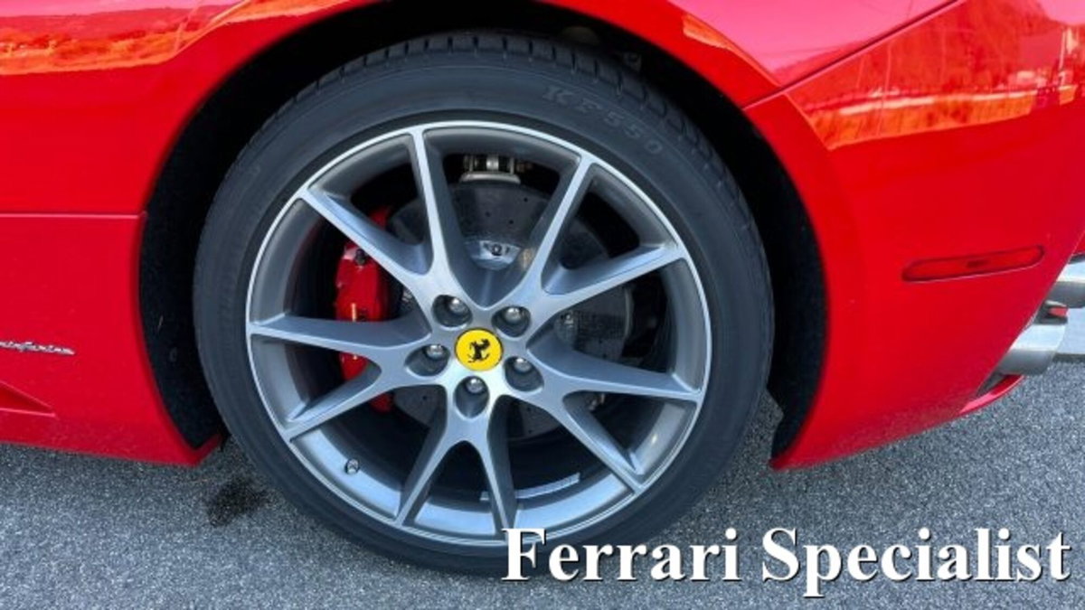 Ferrari California Spider California DCT (12)