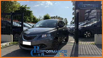 Lancia Ypsilon 1.0 FireFly 5 porte S&S Hybrid Ecochic A. Ferretti usata