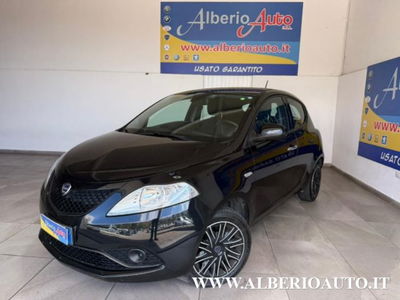 Lancia Ypsilon 1.2 69 CV 5 porte GPL Ecochic Gold usata