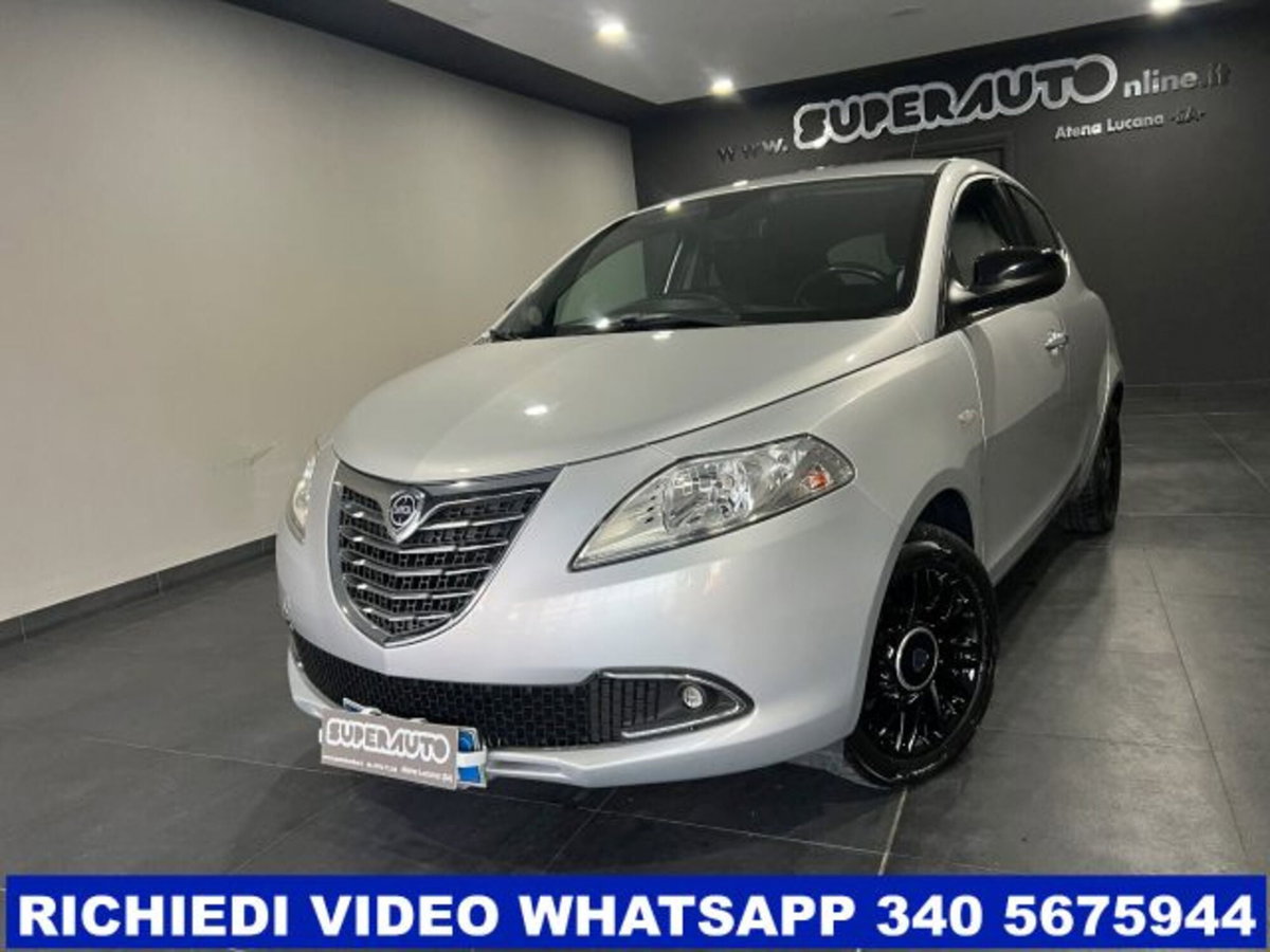Lancia Ypsilon 1.2 69 CV 5 porte GPL Ecochic Platinum (2)