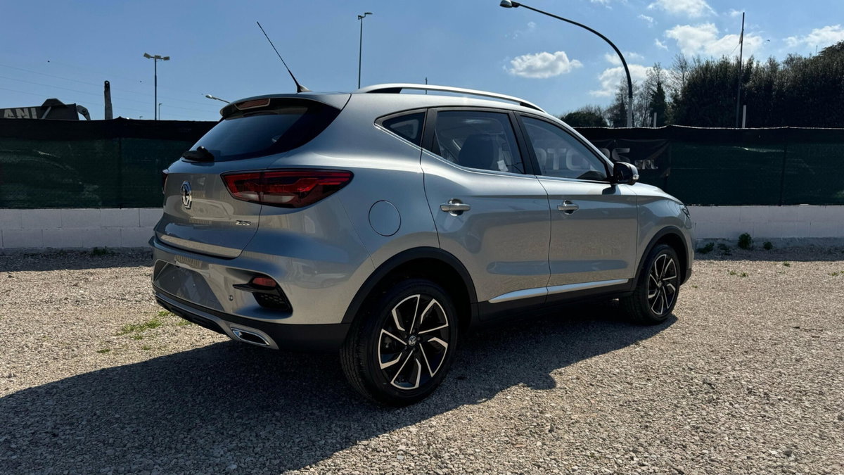 Mg ZS 1.5 Classic Luxury (3)