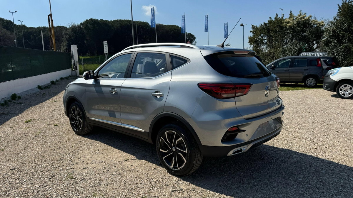 Mg ZS 1.5 Classic Luxury (5)