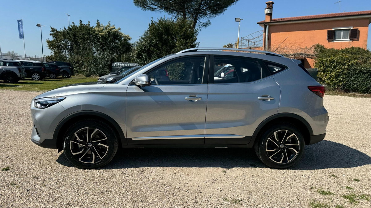 Mg ZS 1.5 Classic Luxury (6)