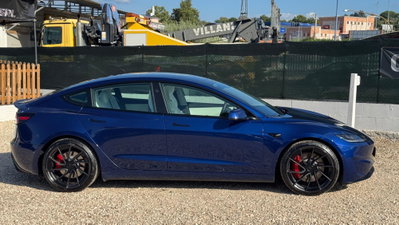 Tesla Model 3 Performance awd (3)
