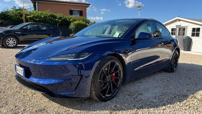 Tesla Model 3 Performance awd (9)