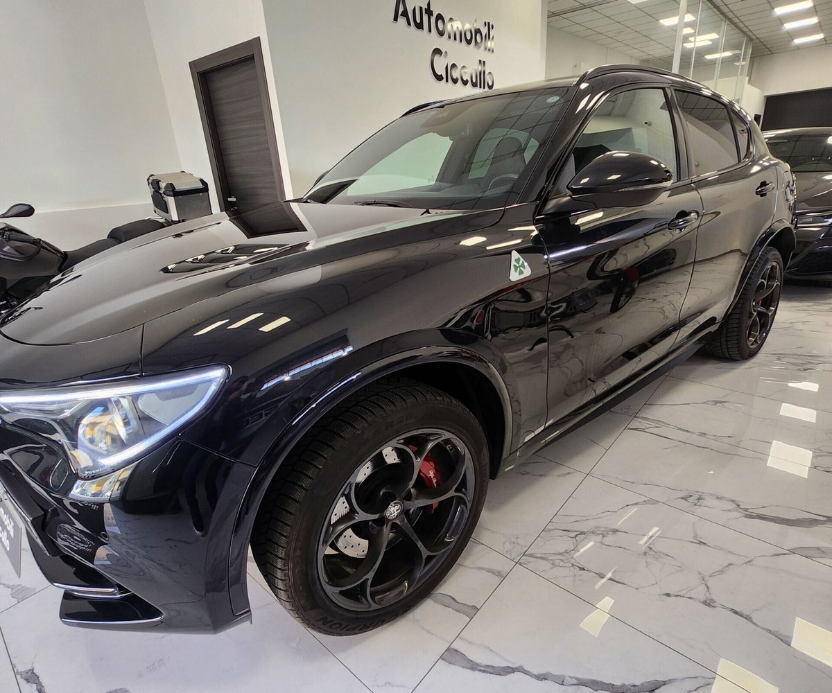 Alfa Romeo Stelvio Stelvio 2.9 Bi-Turbo V6 510 CV AT8 Quadrifoglio (3)