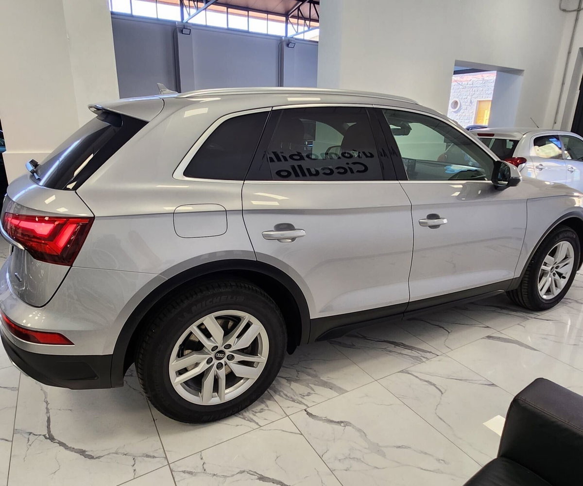 Audi Q5 40 TDI 204 CV quattro S tronic (7)