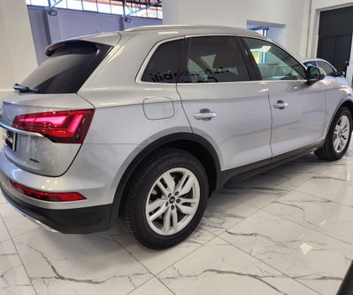 Audi Q5 40 TDI 204 CV quattro S tronic (8)