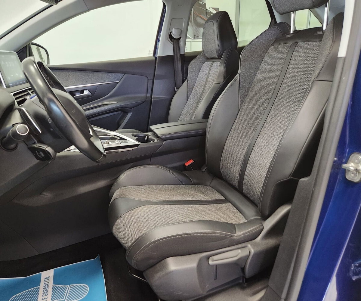 Peugeot 3008 BlueHDi 130 S&S Allure (14)