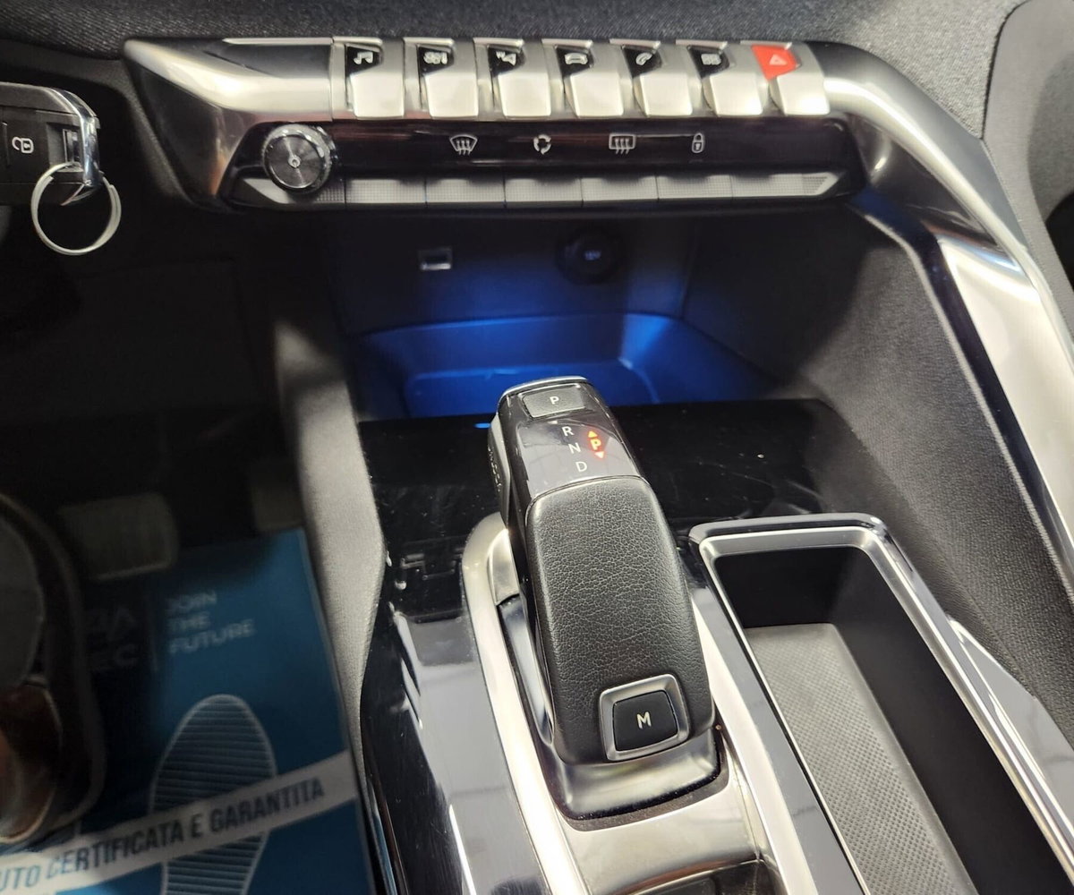 Peugeot 3008 BlueHDi 130 S&S Allure (18)