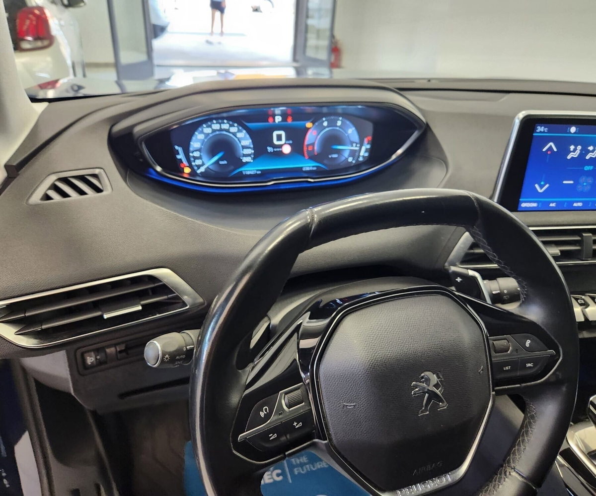 Peugeot 3008 BlueHDi 130 S&S Allure (20)