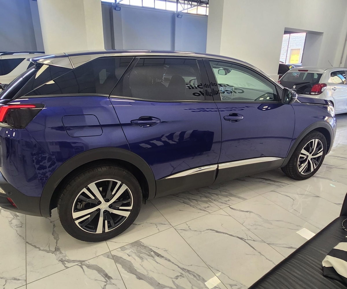 Peugeot 3008 BlueHDi 130 S&S Allure (9)