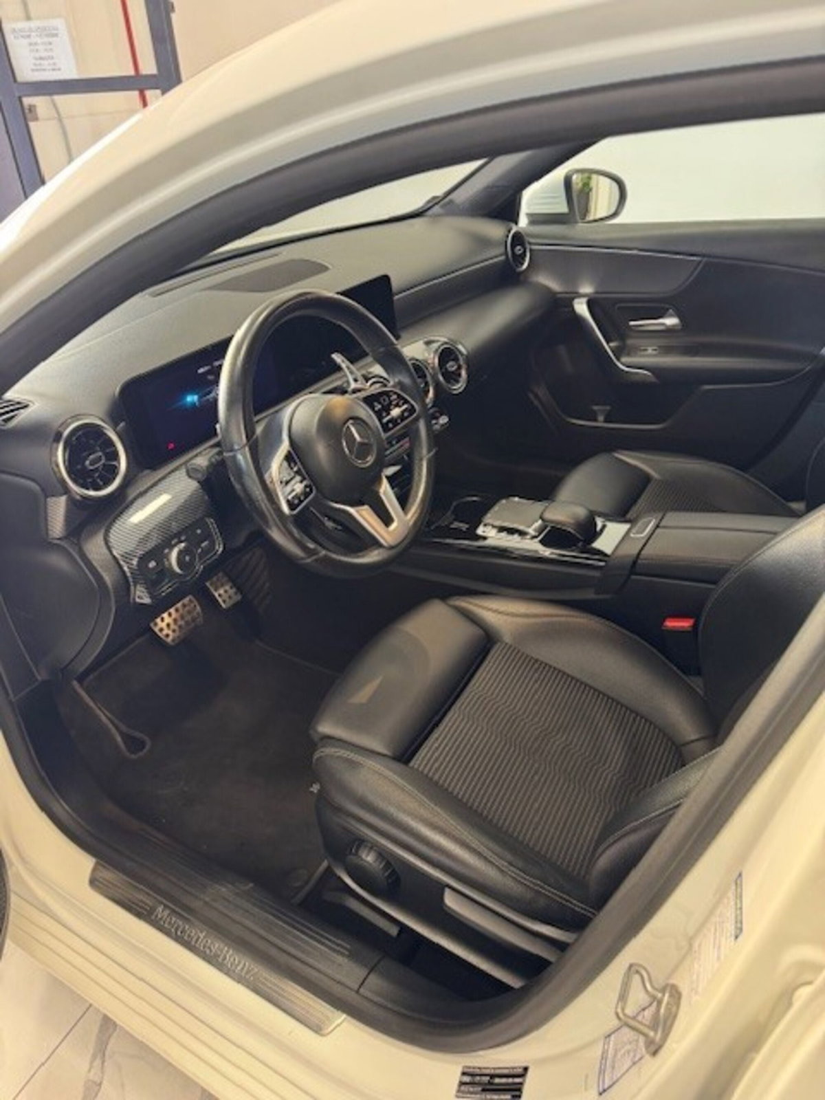 Mercedes-Benz Classe A 180 d Automatic Executive (18)