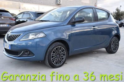 Lancia Ypsilon 1.0 FireFly 5 porte S&S Hybrid Gold Plus usata