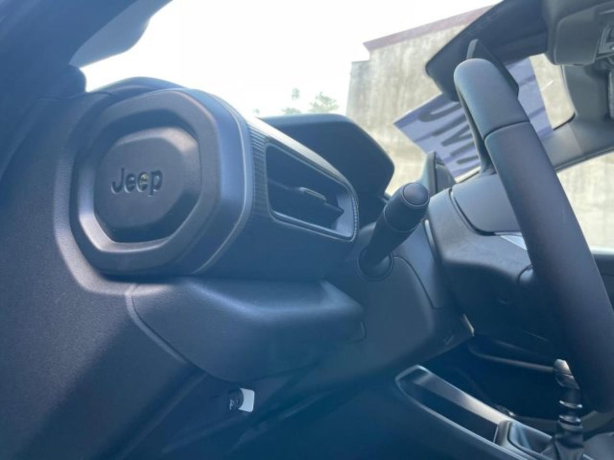 Jeep Avenger 1.2 turbo Altitude fwd 100cv (17)