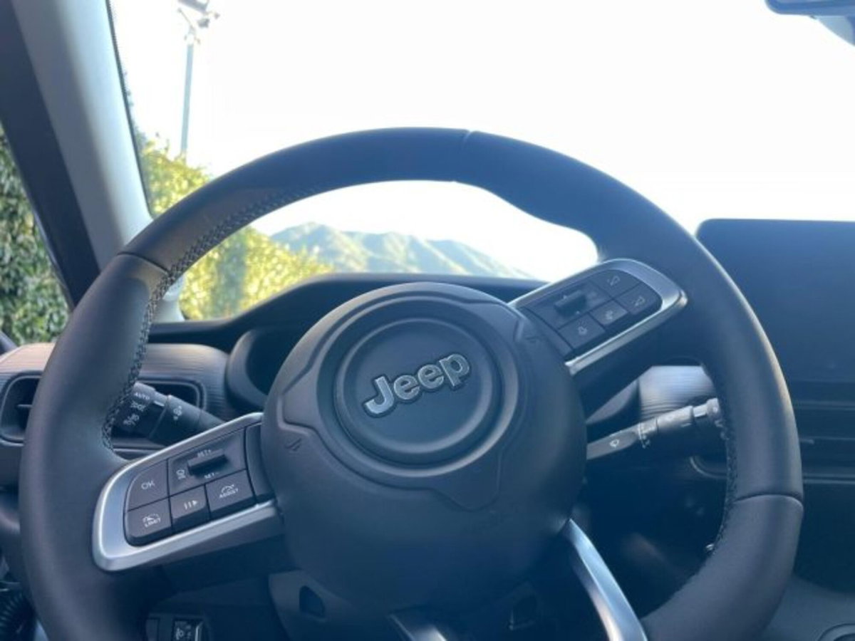 Jeep Avenger 1.2 turbo Altitude fwd 100cv (19)