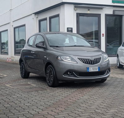 Lancia Ypsilon 1.0 FireFly 5 porte S&S Hybrid Gold Plus usata