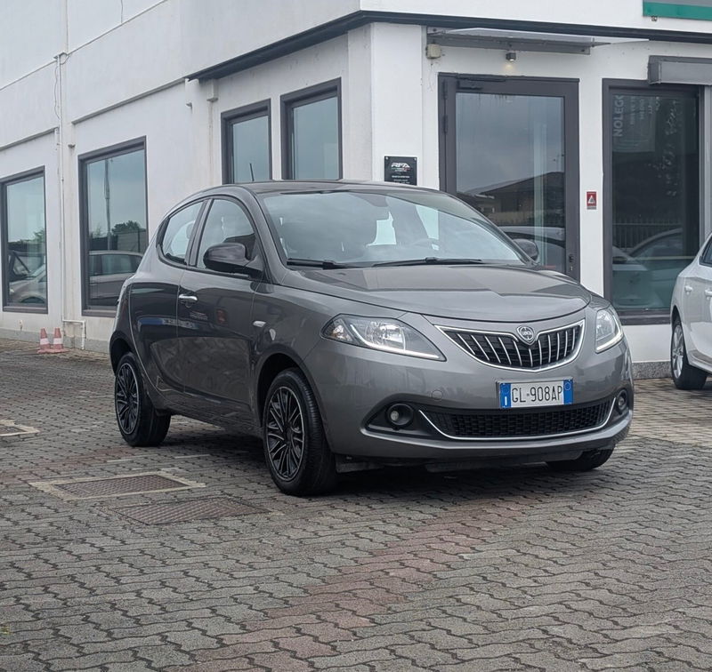 Lancia Ypsilon 1.0 FireFly 5 porte S&S Hybrid Gold Plus