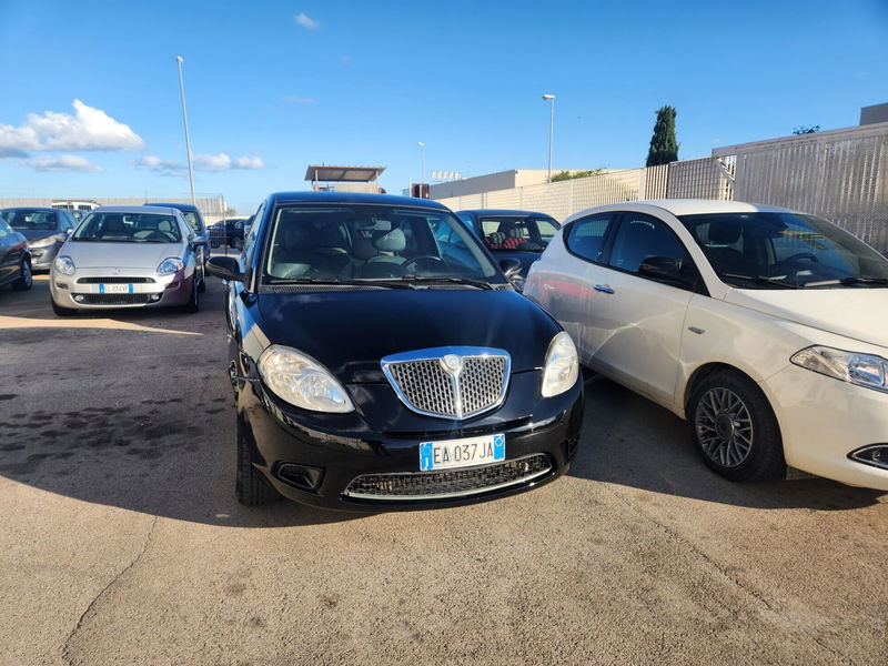 Lancia Ypsilon 1.2 Platino