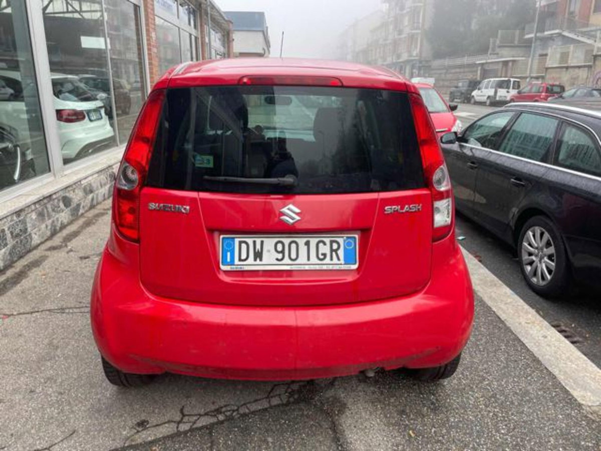 Suzuki Splash 1.0 L (5)