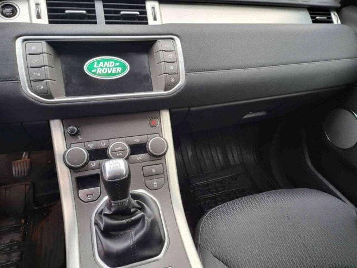 Land Rover Range Rover Evoque 2.0 eD4 5p. Pure (10)